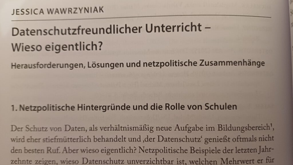 Abfotografierte Buchseite: Jessica Wawrzyniak, Datenschutzfreundlicher Unterricht – Wieso eigentlich?